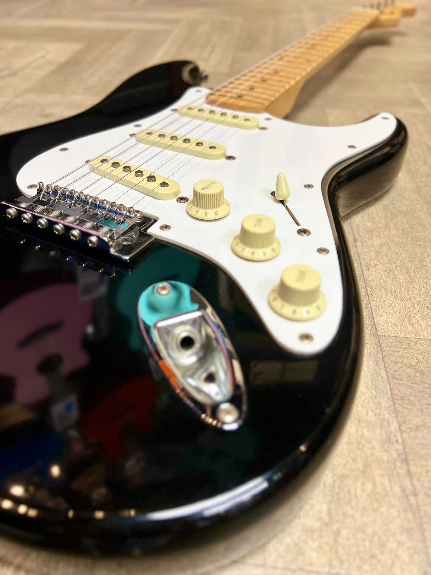 Made in Korea - Rare - Fender Squier Stratocaster Electric Guitar circa 1994