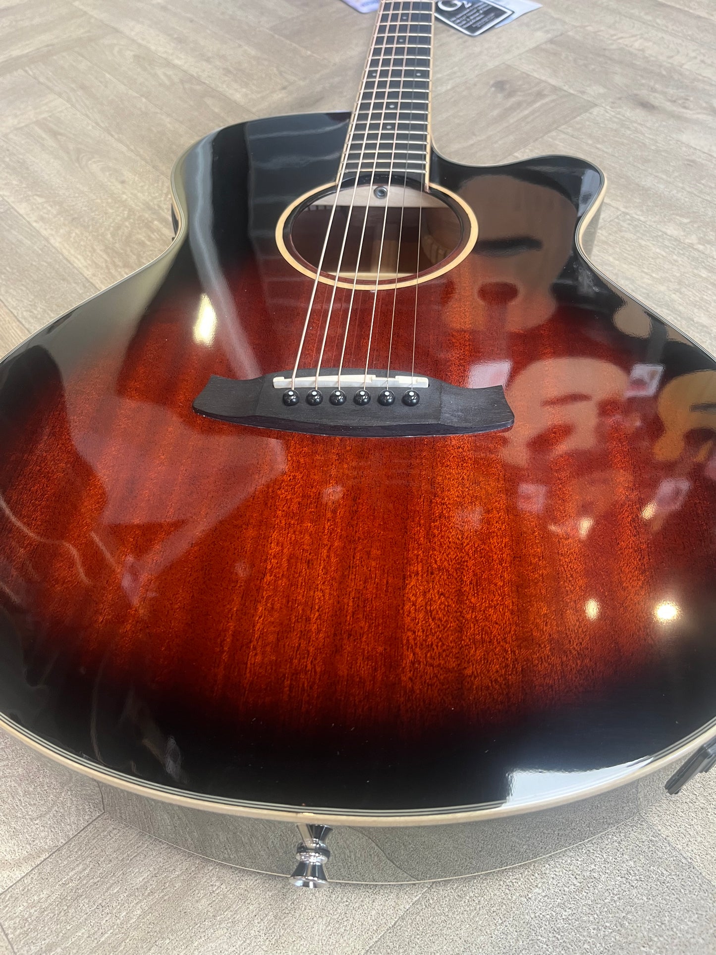 Tanglewood Winterleaf Series - Thinline - Autumn Vintage Burst