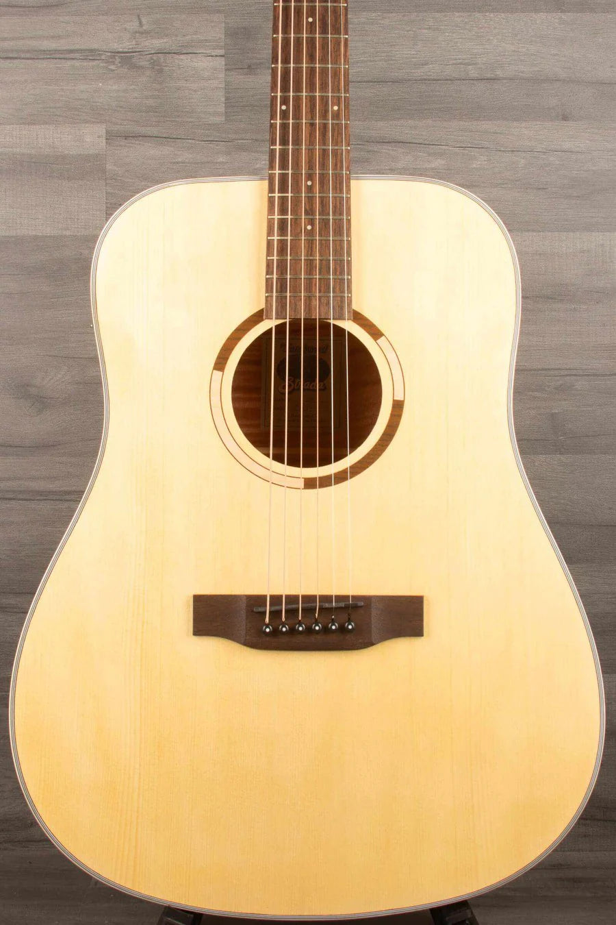 Tanglewood Strada TS5 - The classic "Dreadnought" shape