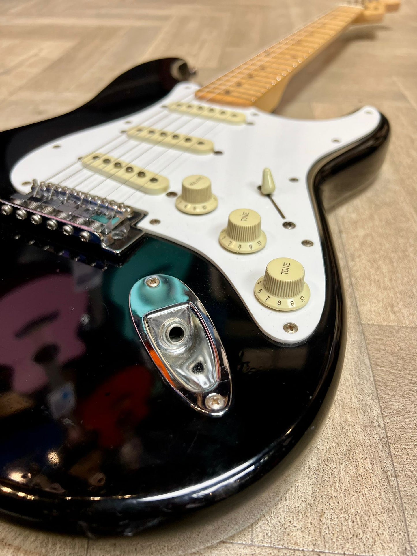 Made in Korea - Rare - Fender Squier Stratocaster Electric Guitar circa 1994